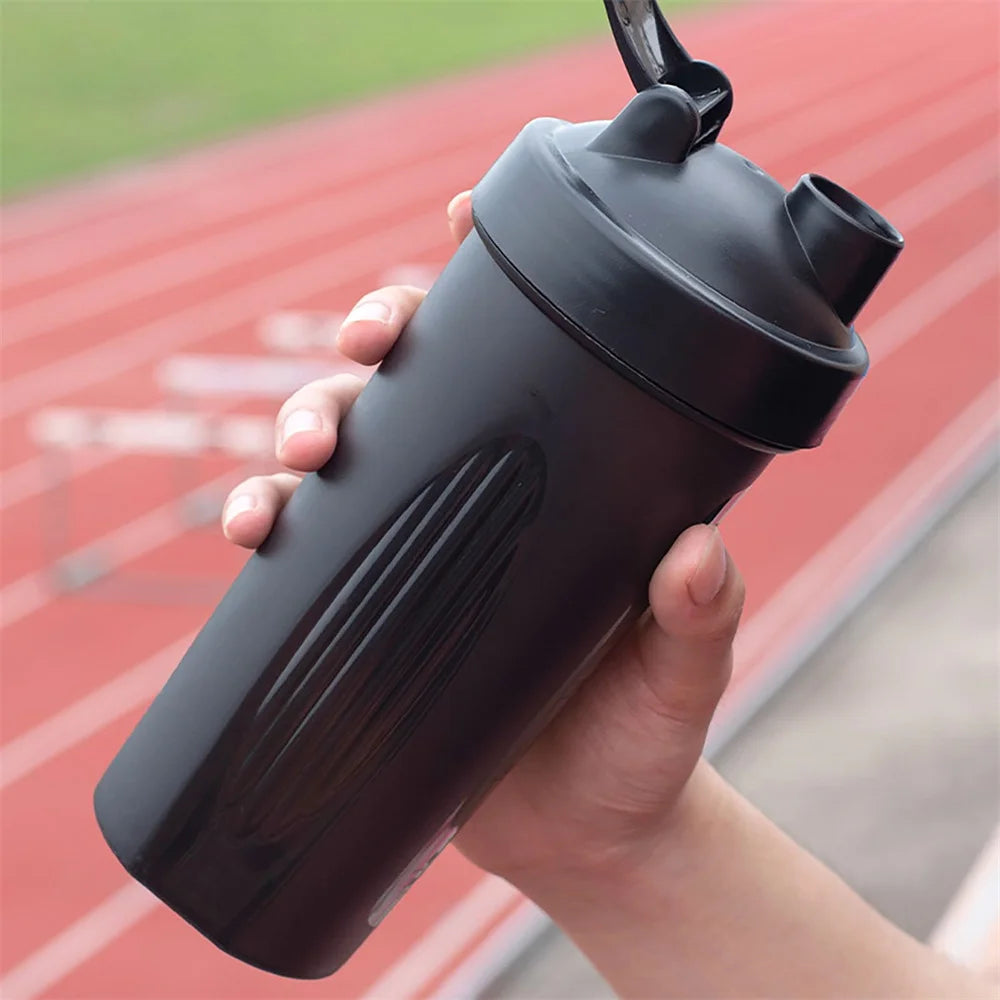 Shaker de Proteína Portátil 600ml – Botella Fitness con Bola Mezcladora para Gimnasio y Outdoor